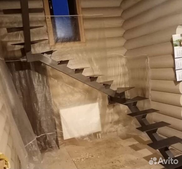 Лестница на монокосоуре