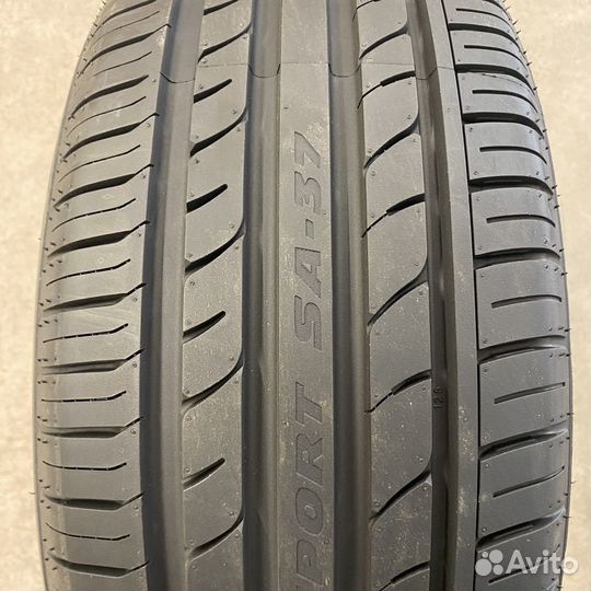 Goodride SA 37 275/45 R21 110Y