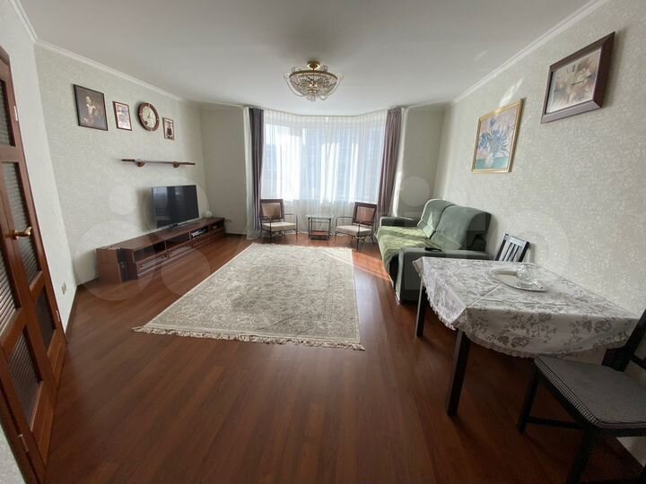 3-к. квартира, 92 м², 6/7 эт.