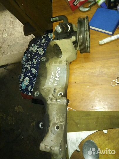 Насос гур Сеат Толедо 1.8 2000г