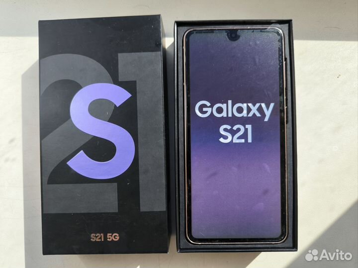 Samsung Galaxy S21 5G, 8/256 ГБ