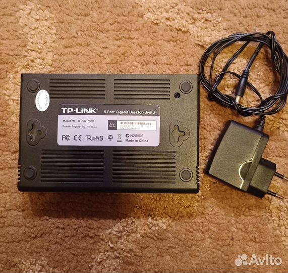 Гигабайтный маршрутизатор TP-link TL-SG1005D