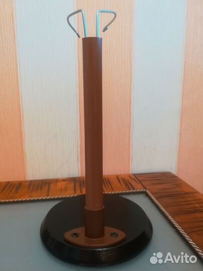 Подставка, стойка для коллекционной куклы