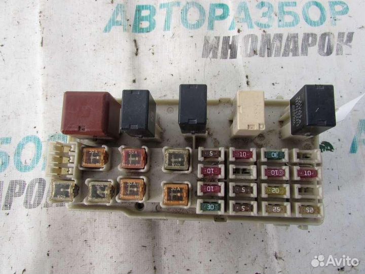 Блок предохранителей для Lexus ES 300 1 2001-2006г