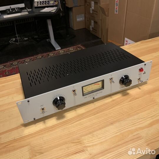 IGS Audio One Leveling Amplifier