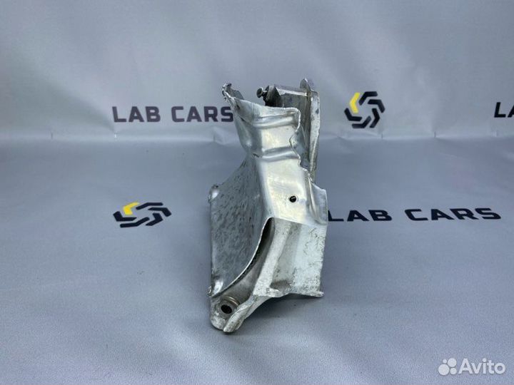 Кронштейн опоры двигателя правый Bmw X6 E71 N57