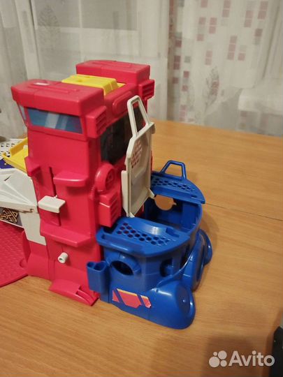 Игрушечные корабли