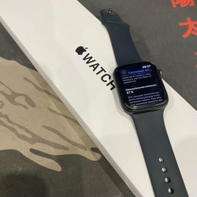 Apple watch se 44mm 2020