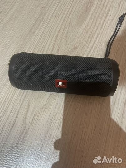 Колонка jbl flip 4