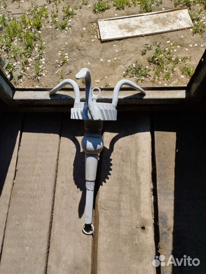 Якорь для катера