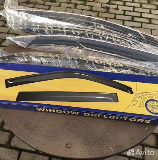 Дефлекторы на Lanos, новый комплект