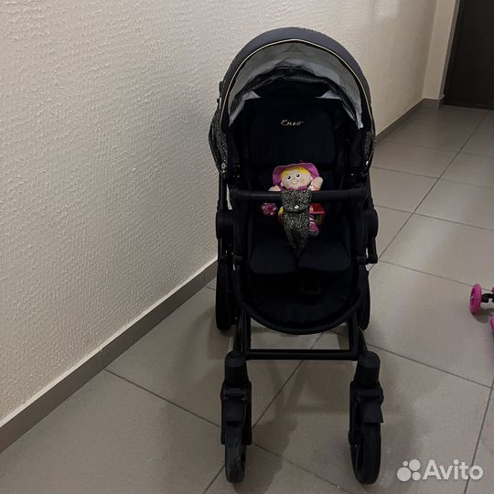 Продам коляску 3 в 1