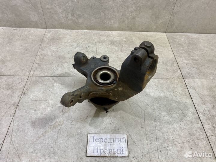 Кулак поворотный передний правый Ford Focus 2