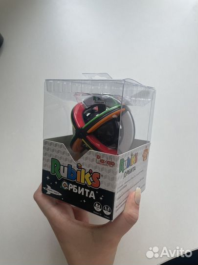 Головоломка Rubiks орбита