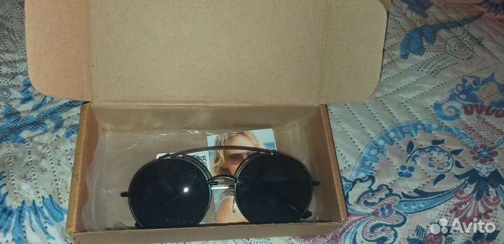 Солнцезащитные очки