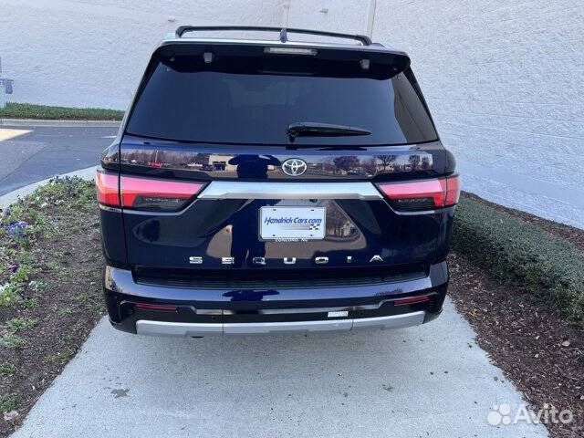 Toyota Sequoia 3.5 AT, 2024, 3 100 км