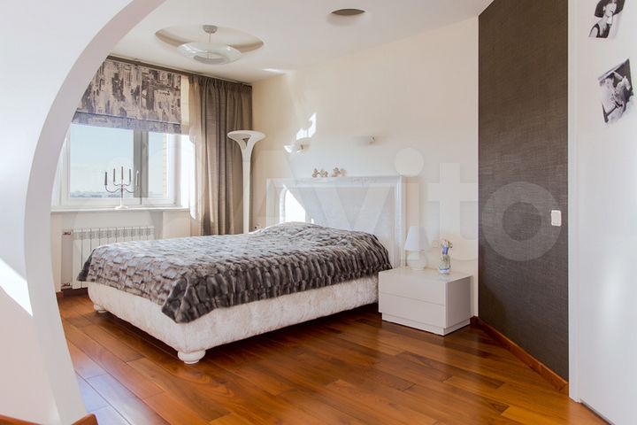 3-к. квартира, 120 м², 19/23 эт.