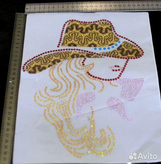Аппликации из пайеток без основы