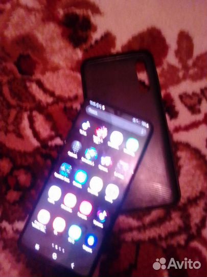 Samsung Galaxy A30, 3/32 ГБ