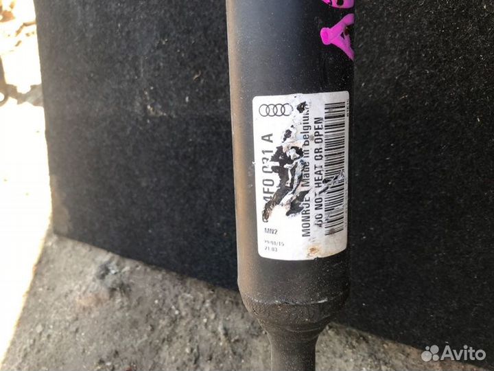 Стойка подвески передняя правая Audi A6