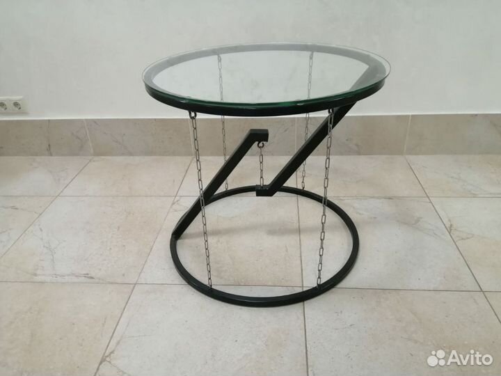 Садовая мебель из металла. Столы, стулья, кресла