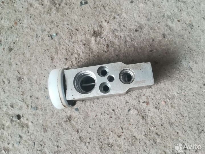 Трв Mitsubishi Lancer 9, Cedia