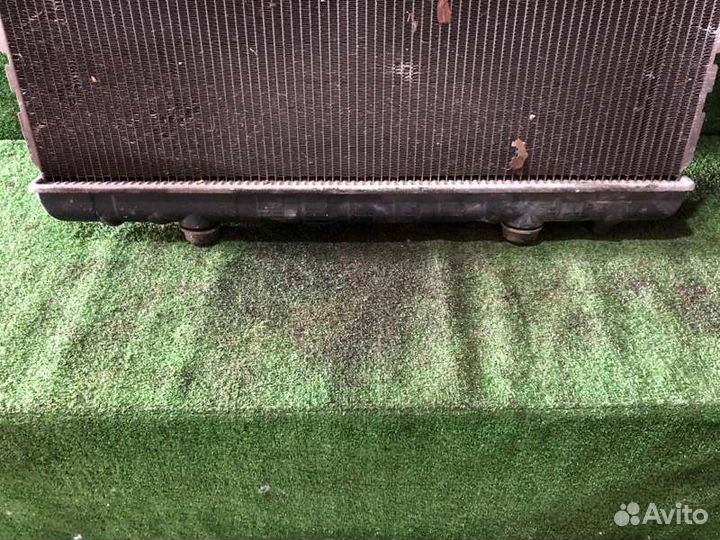 Радиатор двигателя / радиатор основной Nissan
