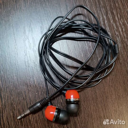 Наушники