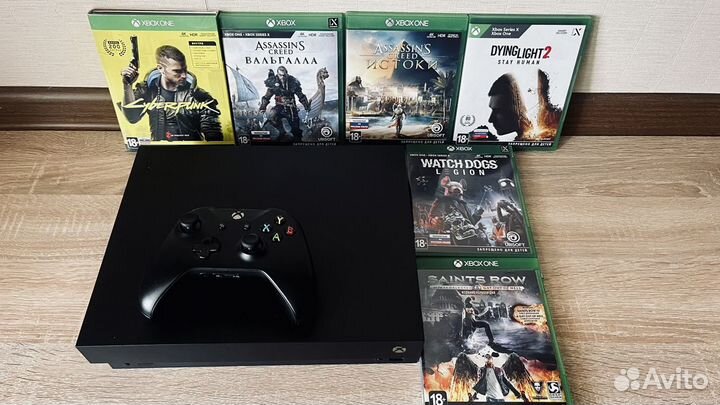 XBox One X 1TB с играми