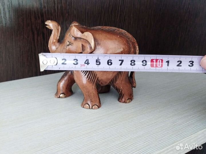 Деревянный индийский слон