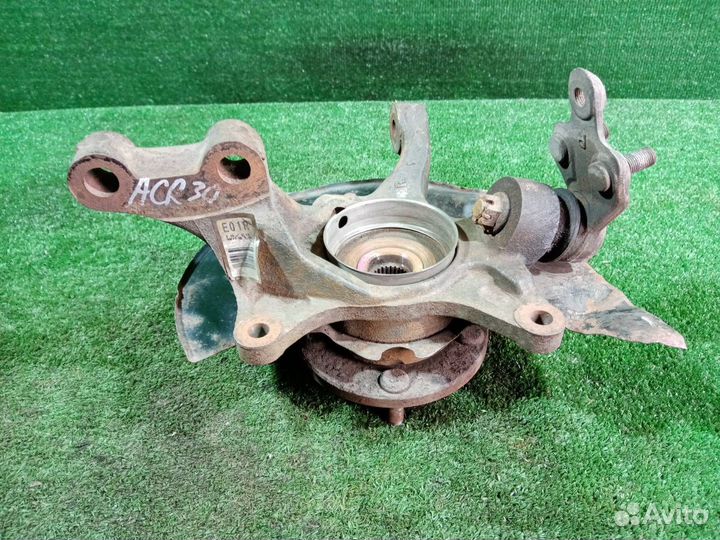 Кулак поворотный передний правый Toyota Estima