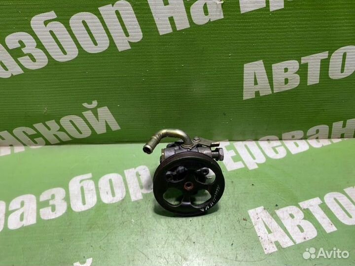 Насос гидроусилителя руля Mitsubishi Minica H42A