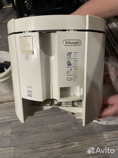 Фритюрница delonghi