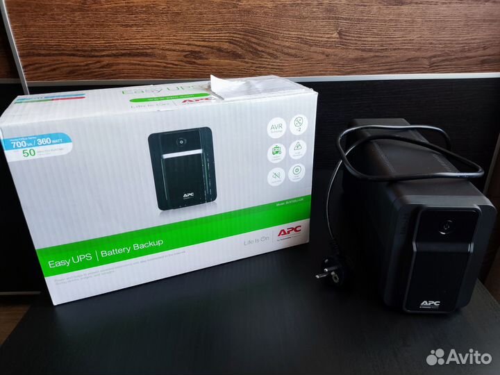 Ибп APC Easy-UPS BVX700LI-GR 700VA, 360W