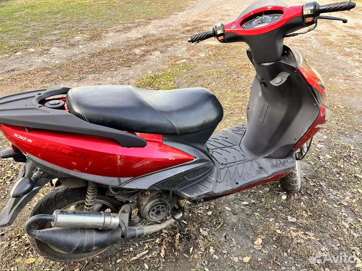 Продам скутер Racer