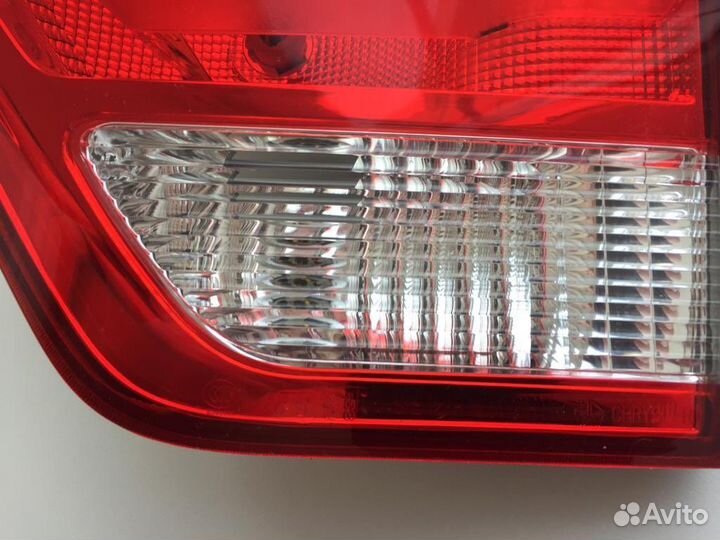 Фонари задние Jeep Grand Cherokee WK2