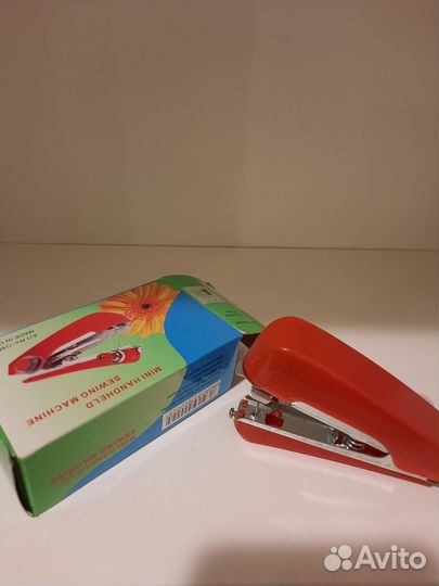 Мини швейная машинка