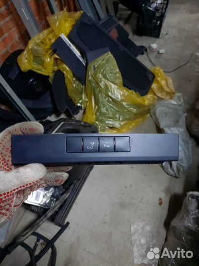 Блок кнопок Mercedes E W212 A2128201810