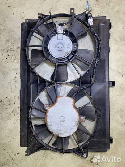 Диффузор радиатора Toyota Avensis AZT250