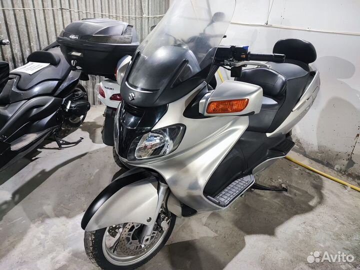 Максискутер без РФ Suziki Skywave 650 из Японии