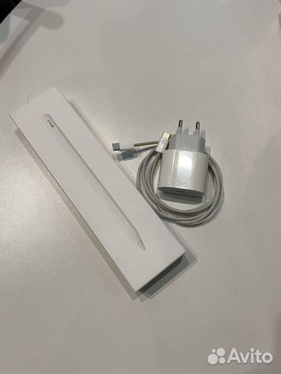 iPad pro 12.9 m1 512 + magic keyboard + pencil