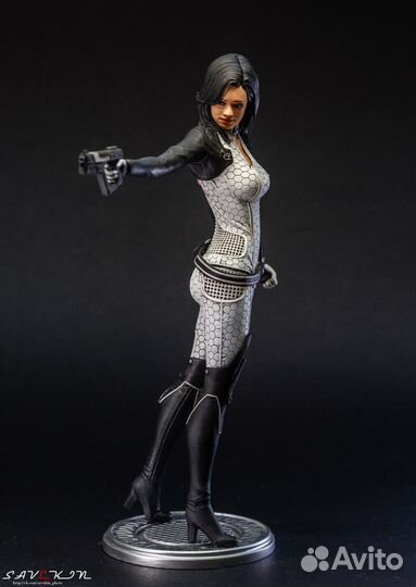 Фигурка Миранда Mass Effect 19 см