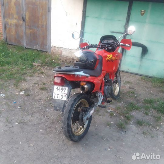 Honda NX650 Dominator
