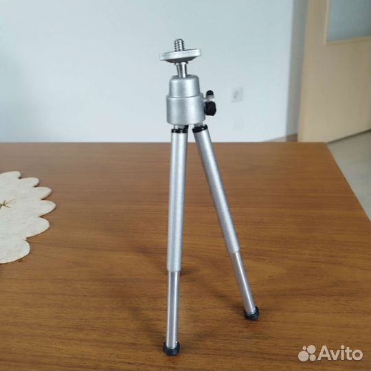 Штатив для фотоаппарата