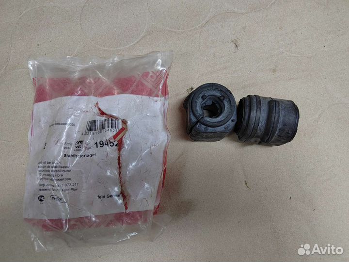 Втулки переднего стабилизатора для Ford Focus 1