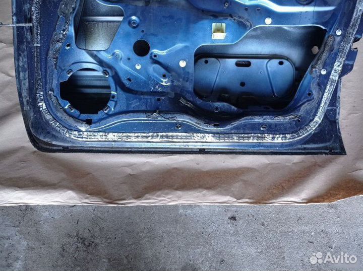 Дверь передняя Renault Megane