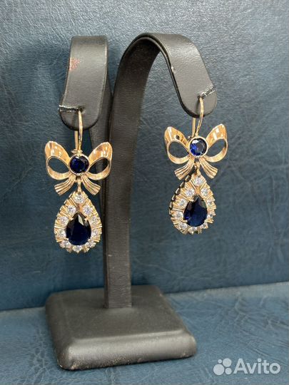 Золотые серьги