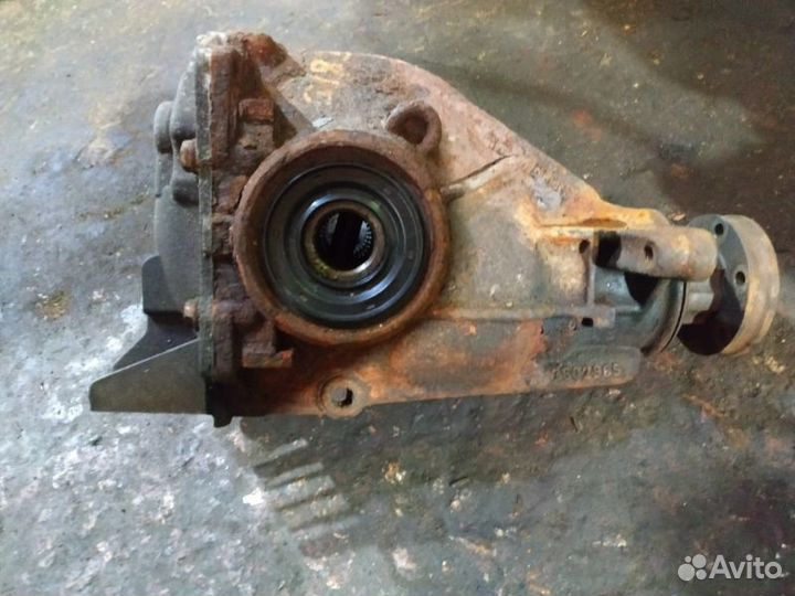 Редуктор задний Bmw X5 3.0I E53 M54 2006