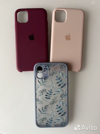 Чехол на iPhone 11