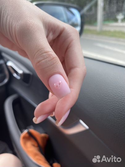 Маникюр на дому